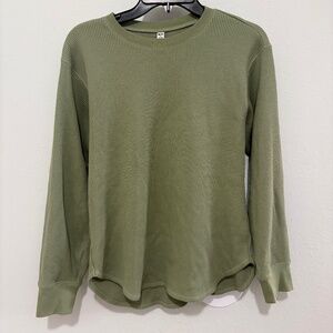 UNIQLO Waffle Long Sleeve Size Medium